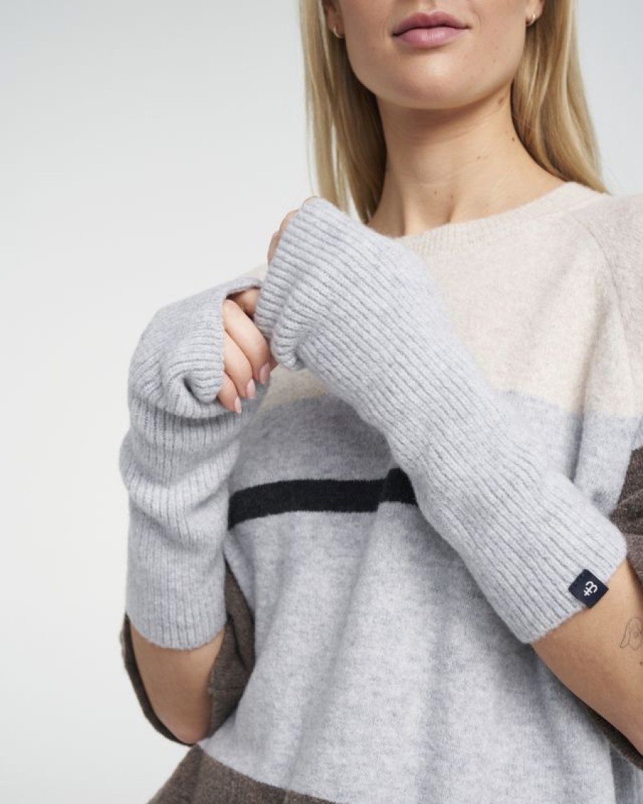 Dam Holebrook | Vanern Wristwarmer