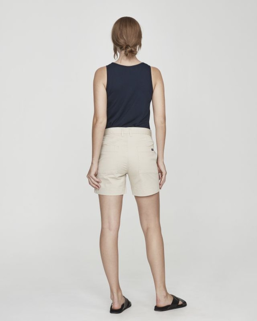 Windproof Holebrook | Inez Shorts