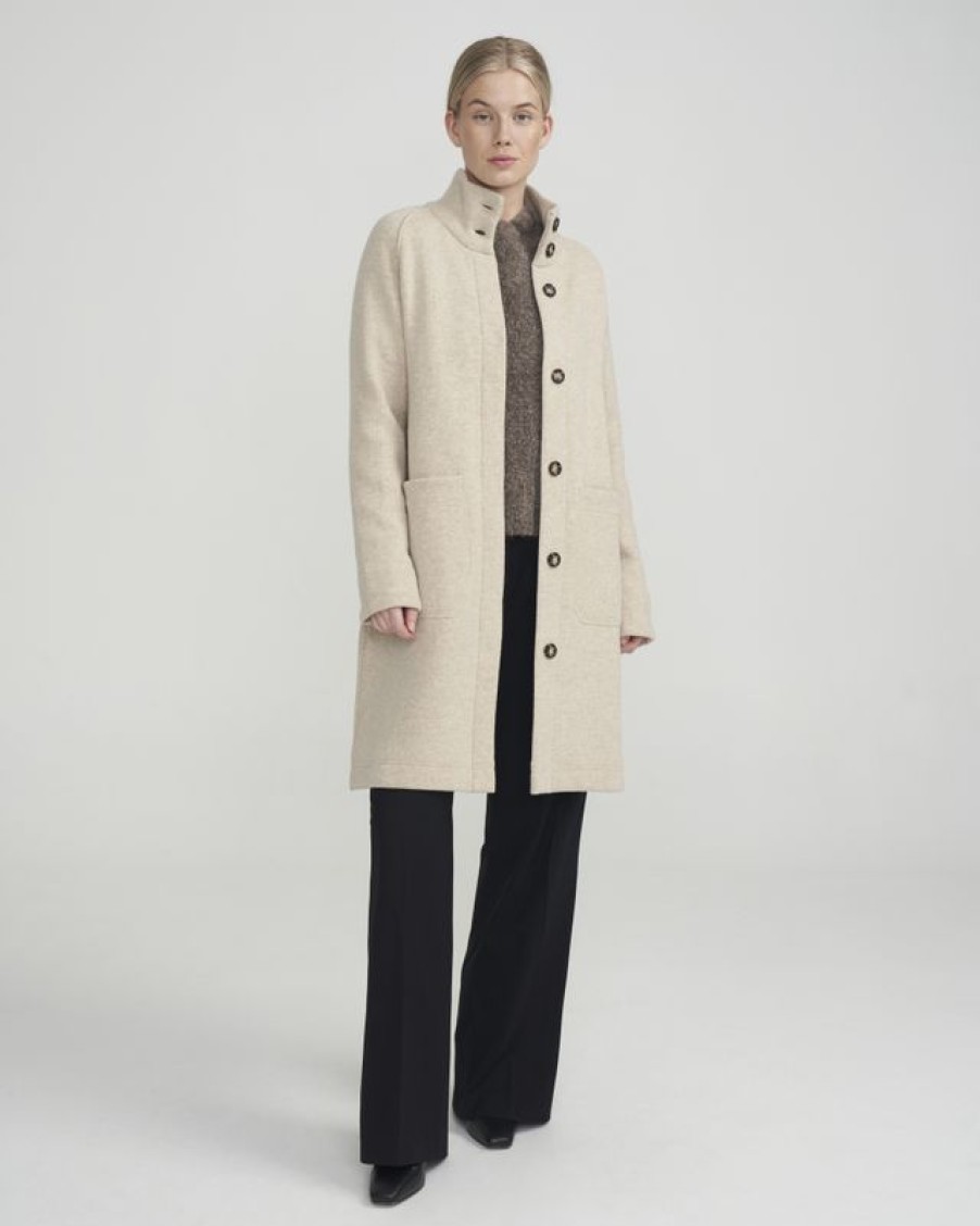 Dam Holebrook | Tilda Coat